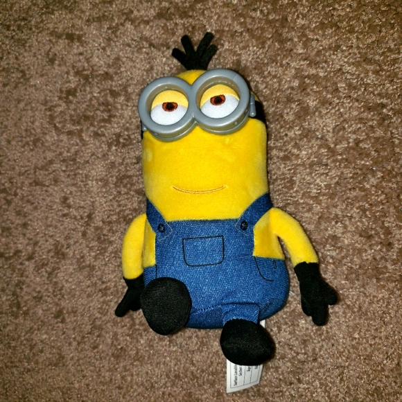 Universal Toys Illumination Minions The Rise Of Gru Plush Poshmark Universal Toys Illumination Minions The Rise Of Gru Plush Poshmark